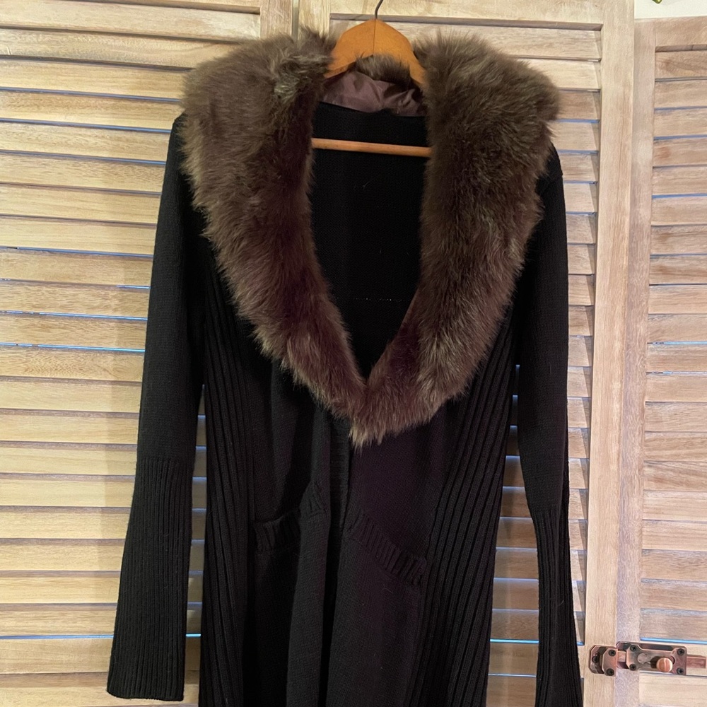 Giuliana Rancic  size S faux collar sweater